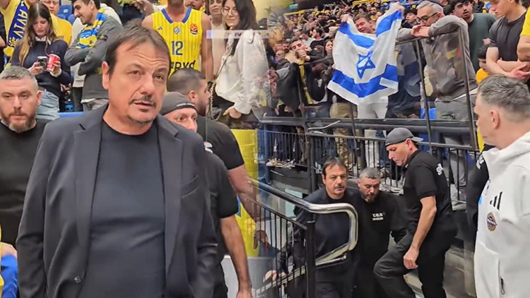 Ergin Ataman’a İsrail’de saygısızlık! Bayrak açıp, küfür ettiler